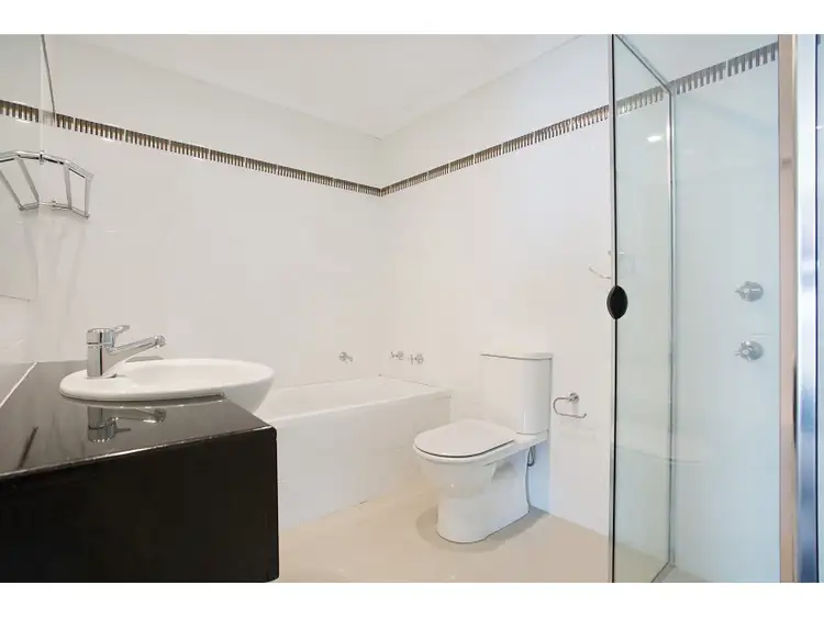 Sixth view of Homely apartment listing, Pacific Views, 5 Woodroffe Avenue, Main Beach QLD 4217