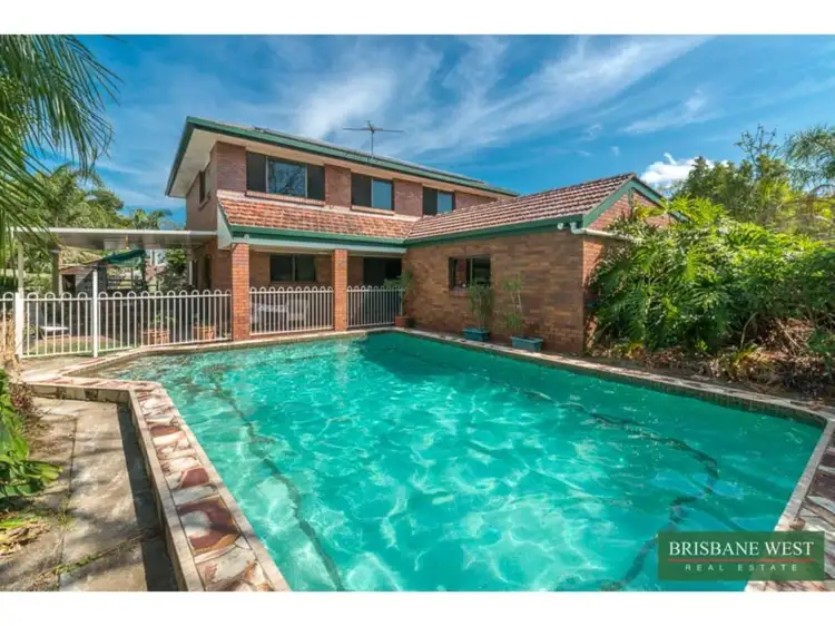 Main view of Homely house listing, 10 Moonah Street, Chapel Hill QLD 4069