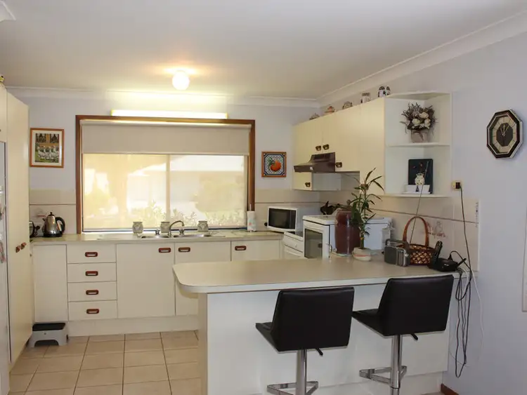 Second view of Homely unit listing, 3/6-7 Augusta Place, Mollymook NSW 2539