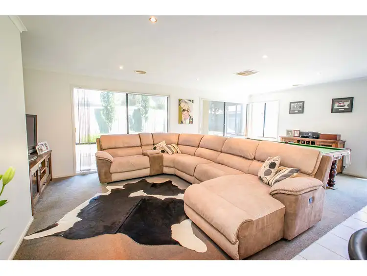 Second view of Homely house listing, 5 Percival Court, Glenroy NSW 2640