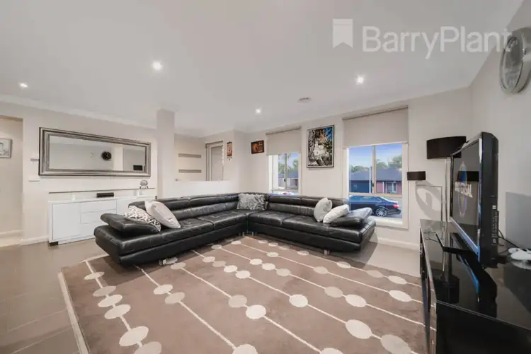 Second view of Homely unit listing, 1/101 Ebony Drive, Pakenham VIC 3810