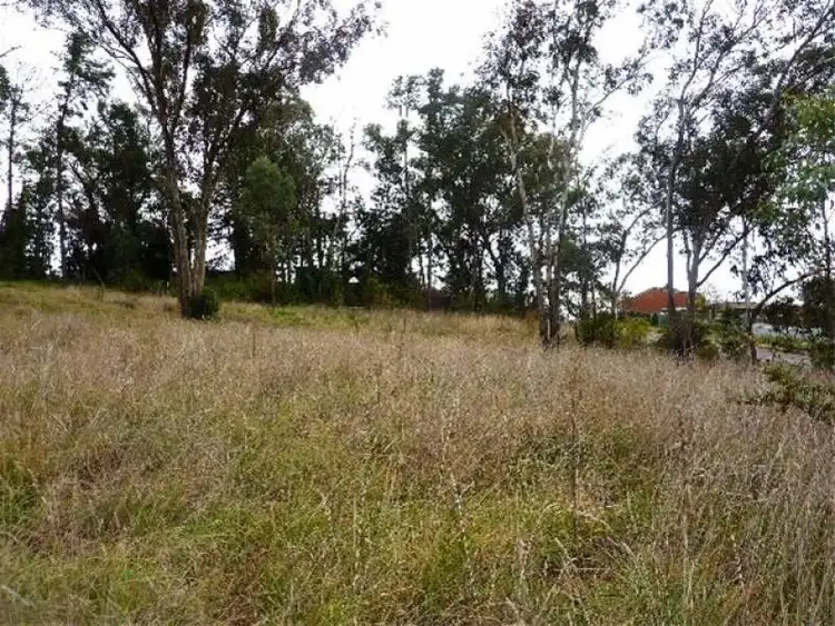 12 South Street, Molong NSW 2866
