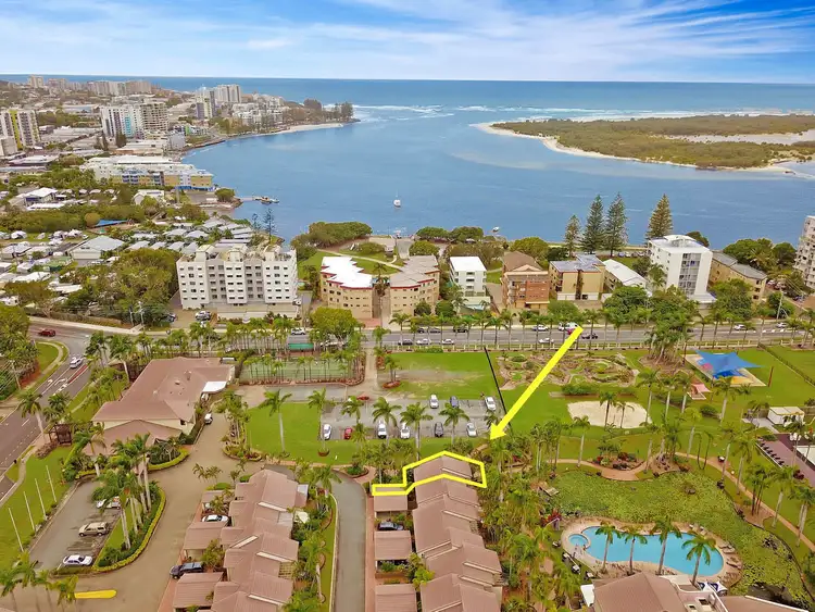 3/2 Landsborough Parade, Golden Beach QLD 4551