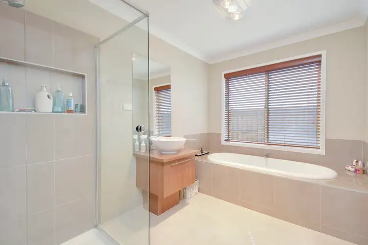 Sixth view of Homely house listing, 5 Connaught Way, Traralgon VIC 3844