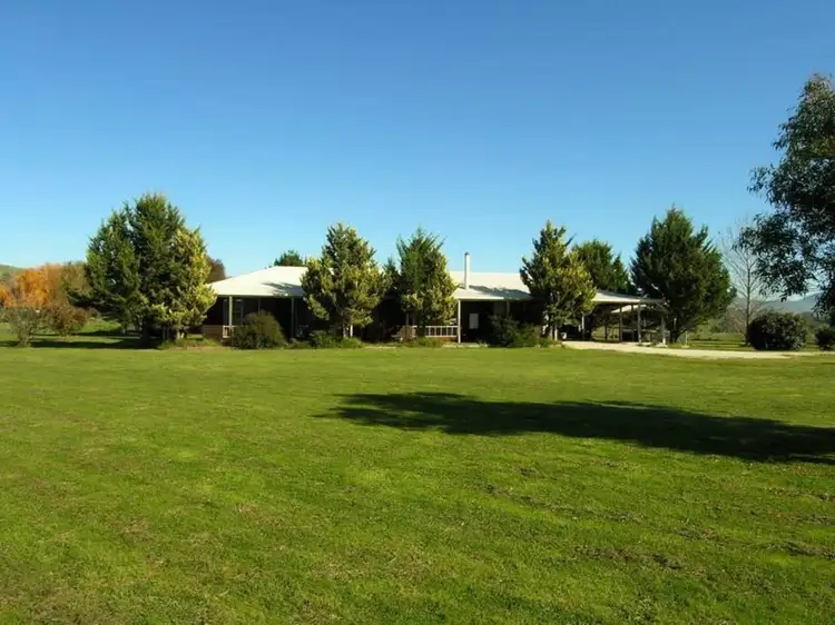 176 Malcolm Street, Mansfield VIC 3722