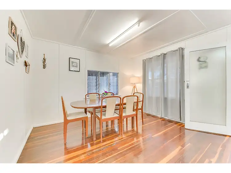 Sixth view of Homely house listing, 4 Flinders Close, Lammermoor QLD 4703