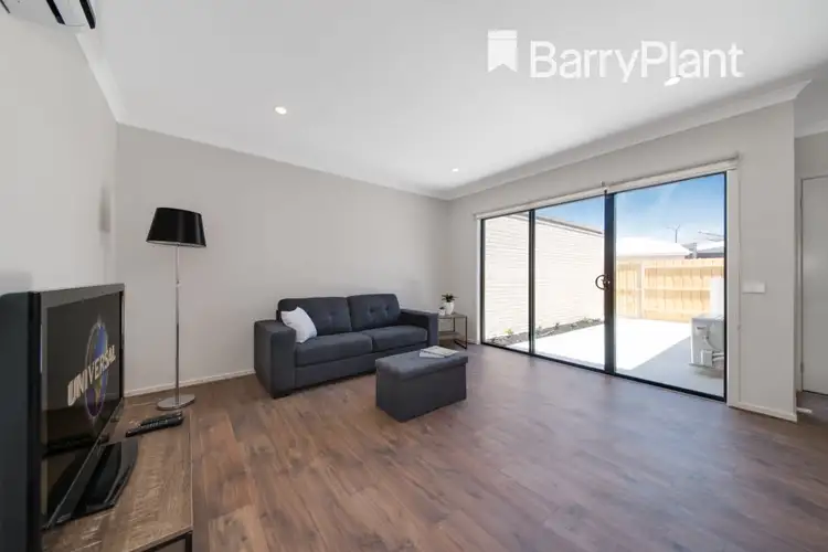 Fifth view of Homely house listing, 33 Fadden Mews, Officer VIC 3809
