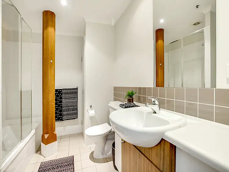 Fifth view of Homely apartment listing, 54 Vernon Terrace, Teneriffe QLD 4005