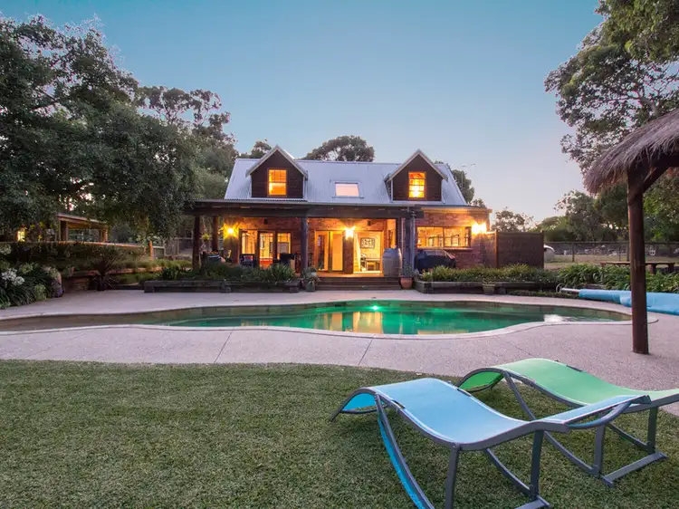 8 Altarnun Road, Langwarrin VIC 3910