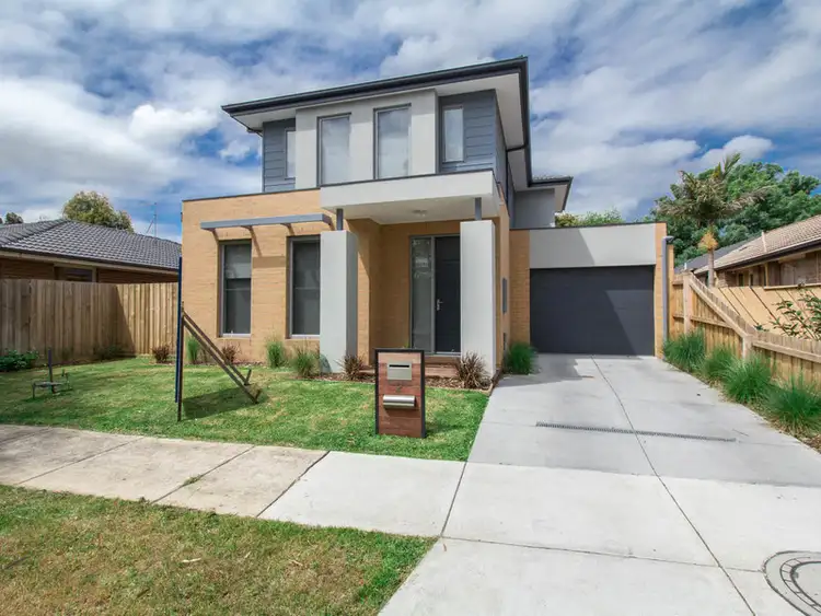 Main view of Homely house listing, 2 Hornsby Drive, Langwarrin VIC 3910