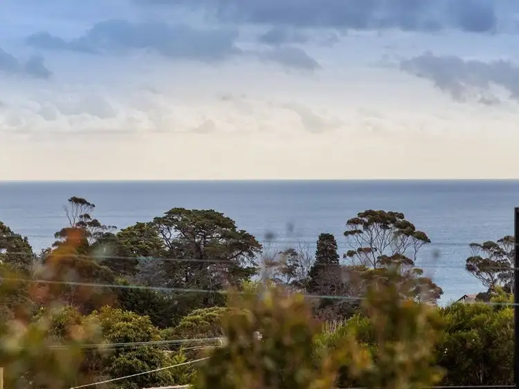 2 Bowes Street, Frankston South VIC 3199