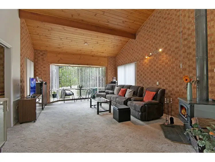 Fifth view of Homely house listing, 92 Bennetts Road, Junortoun VIC 3551