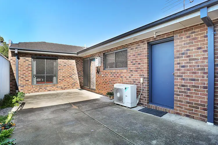 Seventh view of Homely unit listing, 2/17 DOROTHY Avenue, Sunshine VIC 3020