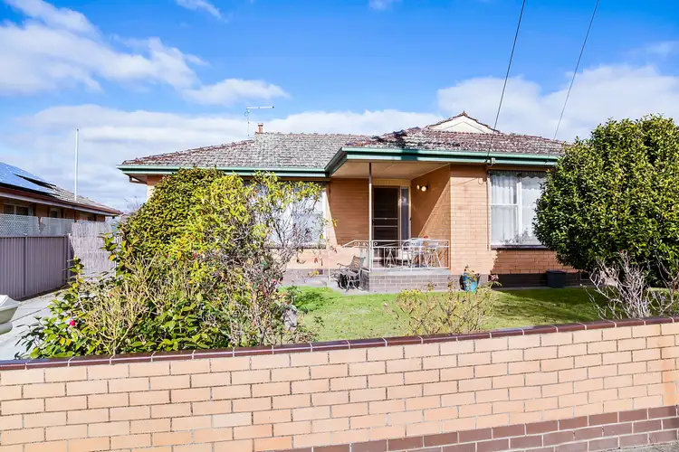 Main view of Homely house listing, 5 Hastings Street, Wendouree VIC 3355