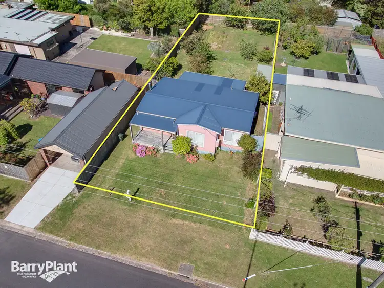 31 Adams Avenue, Rosebud VIC 3939