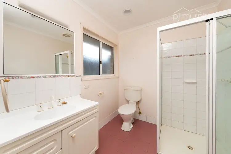 Seventh view of Homely house listing, 2 Maple Court, Wodonga VIC 3690