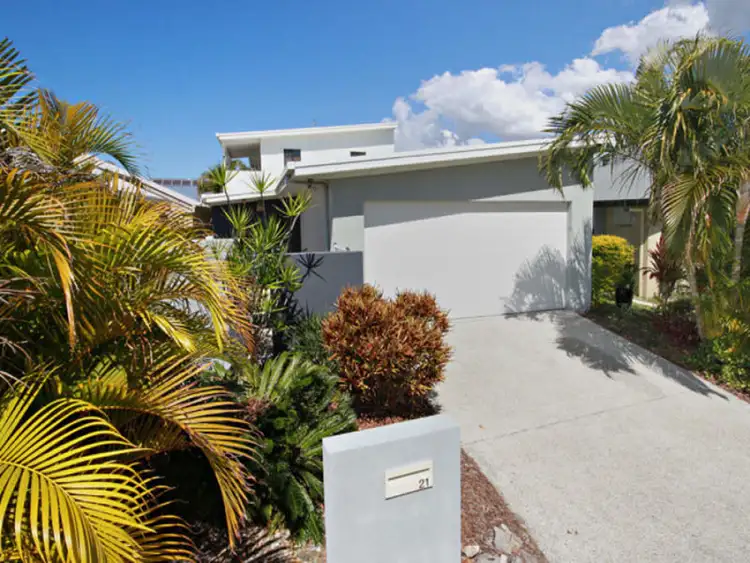 Second view of Homely house listing, 21 Sanibel Court, Kawana Island QLD 4575