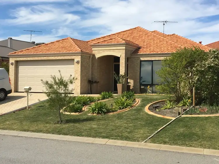 10 Oliveri Street, Sinagra WA 6065