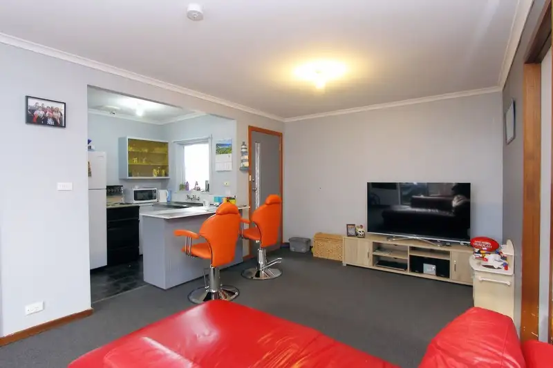 Main view of Homely unit listing, 2/17a Sutton Street, Hillcrest TAS 7320