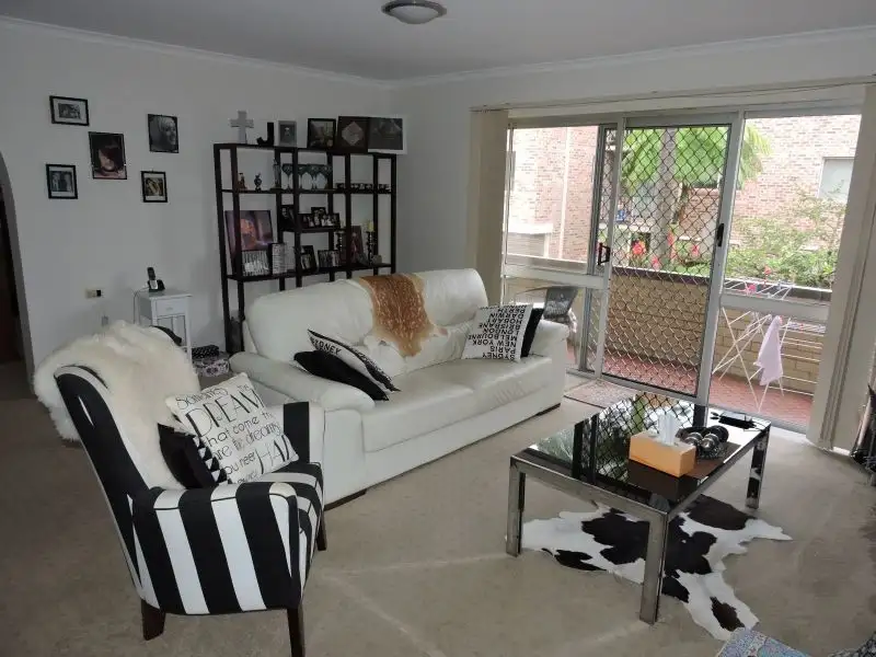 Main view of Homely unit listing, 4/34 Meron Street, Southport QLD 4215