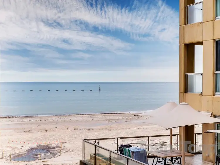 304/19 Holdfast Promenade, Glenelg SA 5045