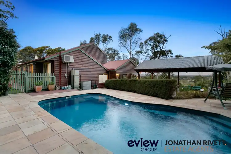 90-92 Eumeralla Grove, Mount Eliza VIC 3930