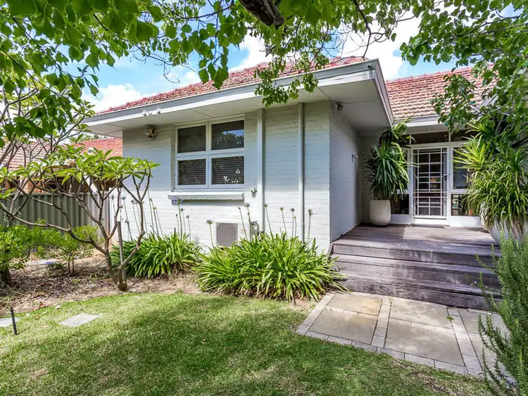 10 Federal Street, Cottesloe WA 6011