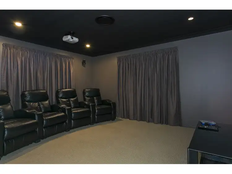 Sixth view of Homely house listing, 9 Parkview Drive, Rosslyn QLD 4703