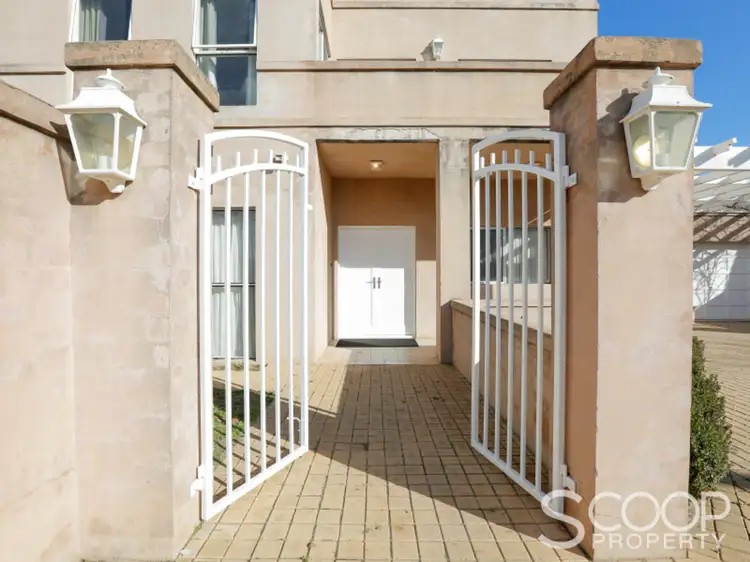 Second view of Homely house listing, 7A Colebatch Hill, Kardinya WA 6163