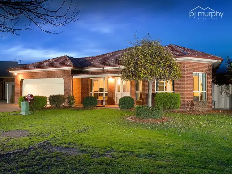 19 Bowyer Place, Glenroy NSW 2640