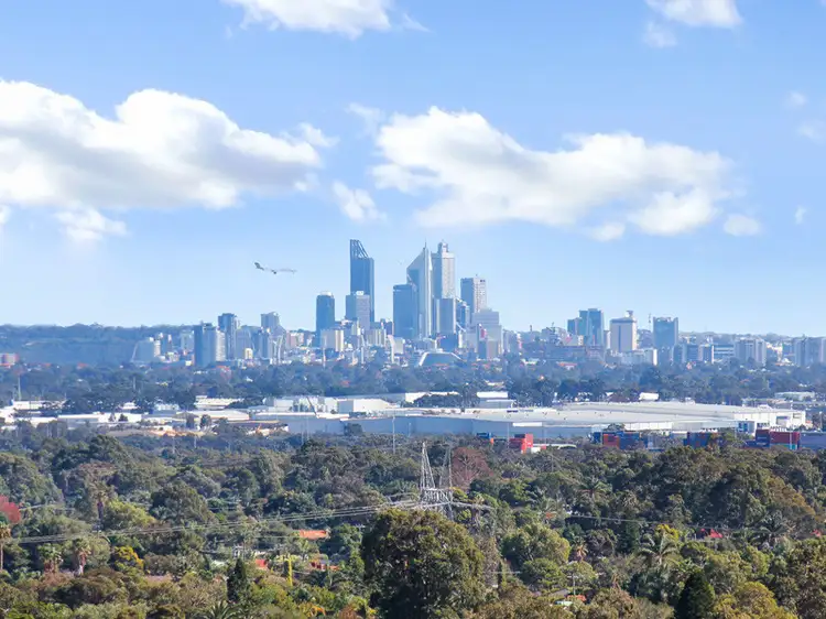 285B Holmes Road, Forrestfield WA 6058