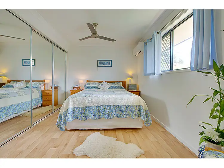 Seventh view of Homely house listing, 2 Broadbeach Court, Pacific Heights QLD 4703