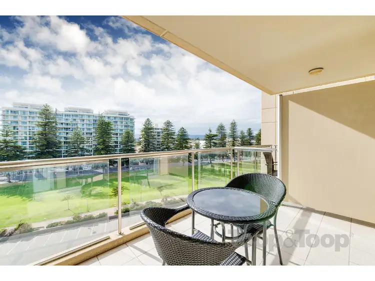 528/16 HOLDFAST Promenade, Glenelg SA 5045