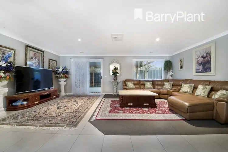 Sixth view of Homely house listing, 18 Lucerne Circuit, Pakenham VIC 3810