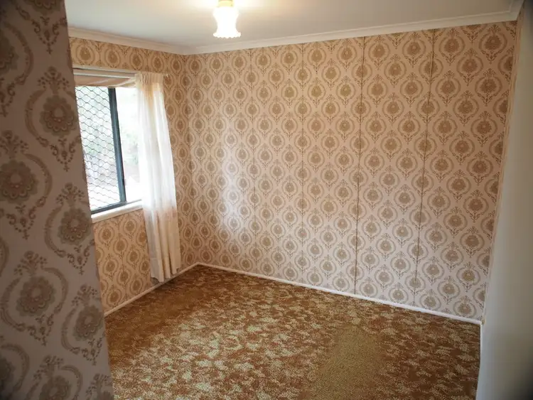Sixth view of Homely unit listing, 2/27 Capricorn Crescent, Norman Gardens QLD 4701