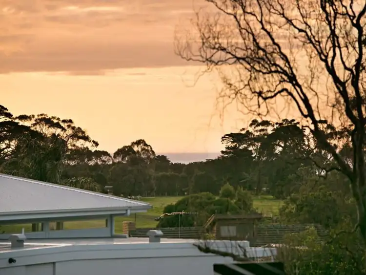 82 Beluga Street, Mount Eliza VIC 3930