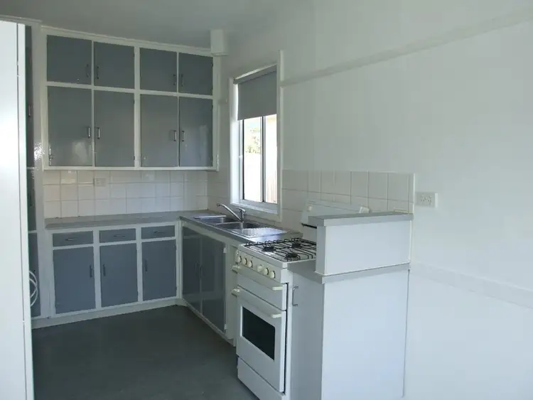Seventh view of Homely house listing, 33 Kent Street, Moe VIC 3825