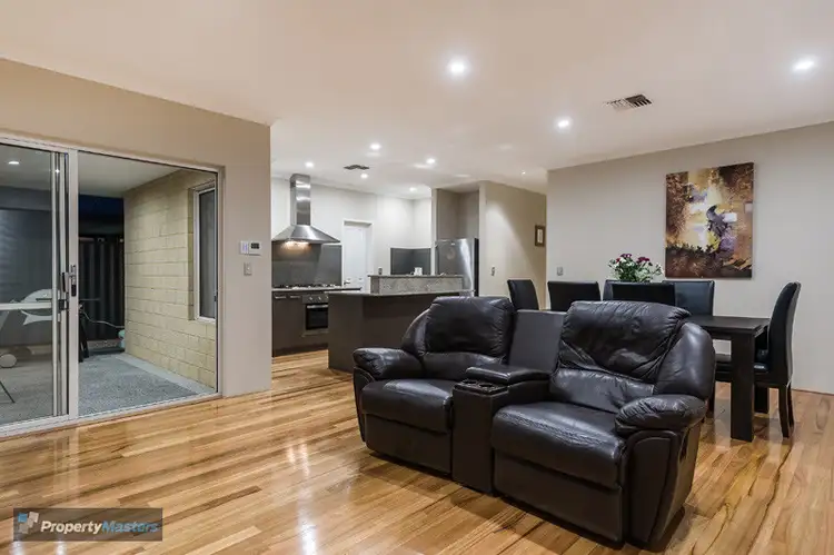 20 Cochrane Loop, Aveley WA 6069