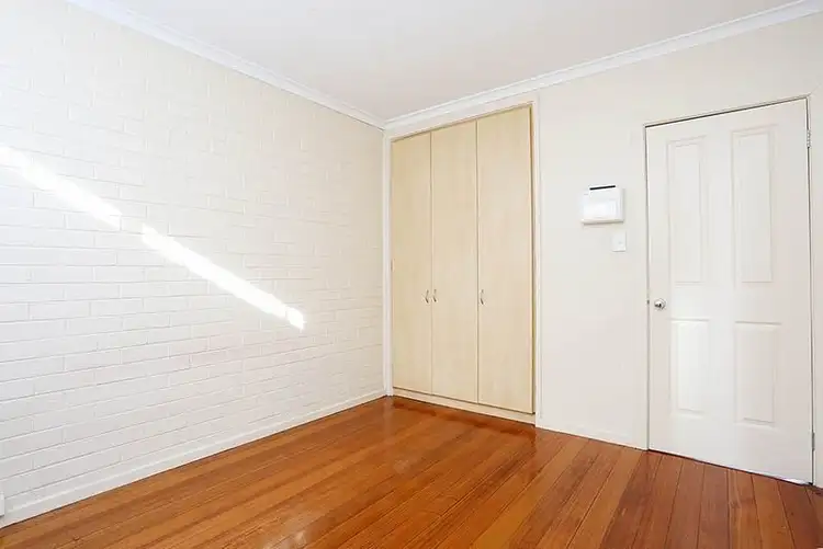 Sixth view of Homely unit listing, 4/26 HAMPSHIRE Road, Sunshine VIC 3020