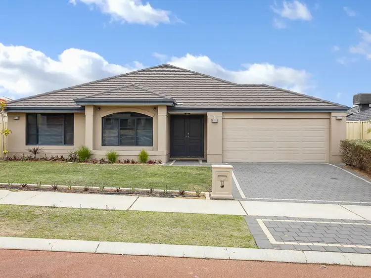 11 Barcelona Tce, Hocking WA 6065