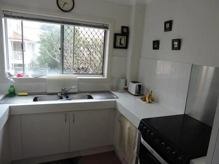 Fourth view of Homely unit listing, 4/34 Meron Street, Southport QLD 4215