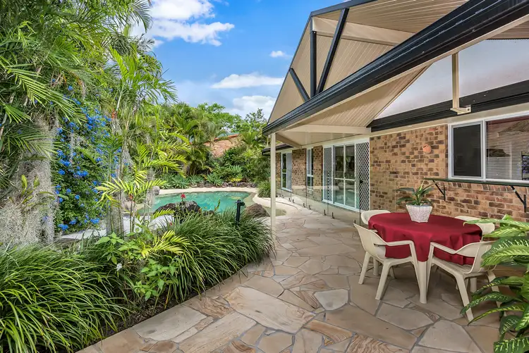 38 Tangmere Street, Chapel Hill QLD 4069