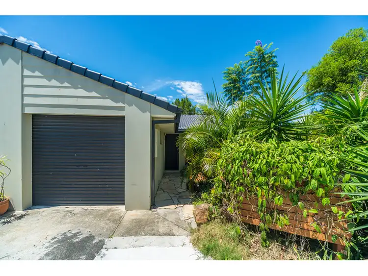 1/4 Echidna Court, Coombabah QLD 4216
