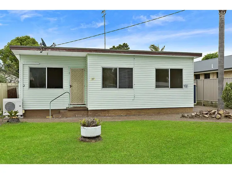 27 Flinders Avenue, Killarney Vale NSW 2261