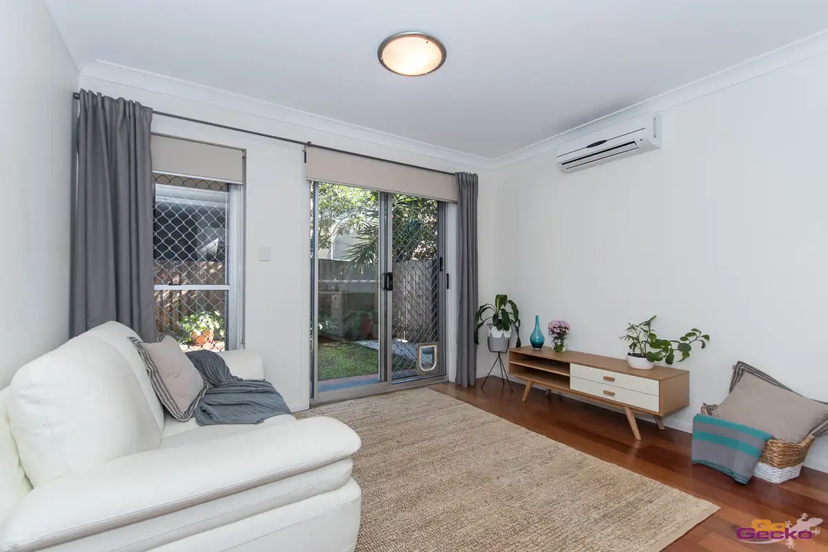 Main view of Homely unit listing, 2/15 Buckby Street, Nundah QLD 4012