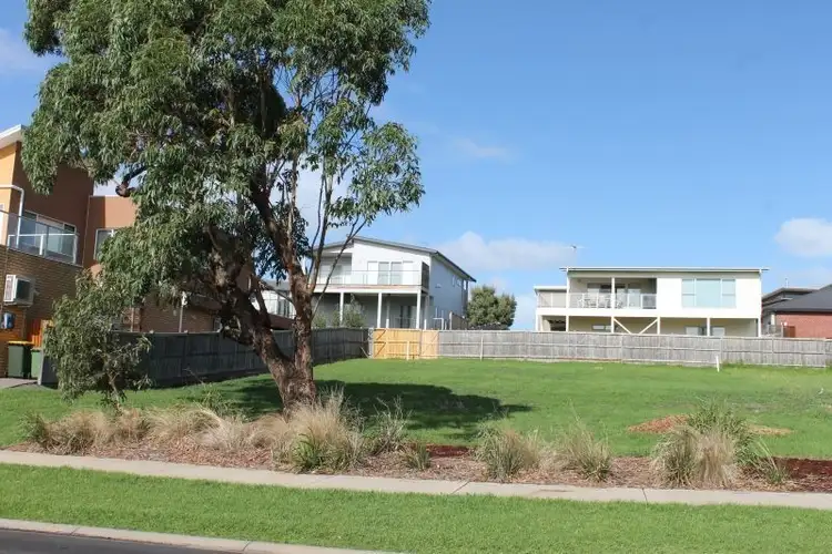 405 Settlement Road, Cowes VIC 3922