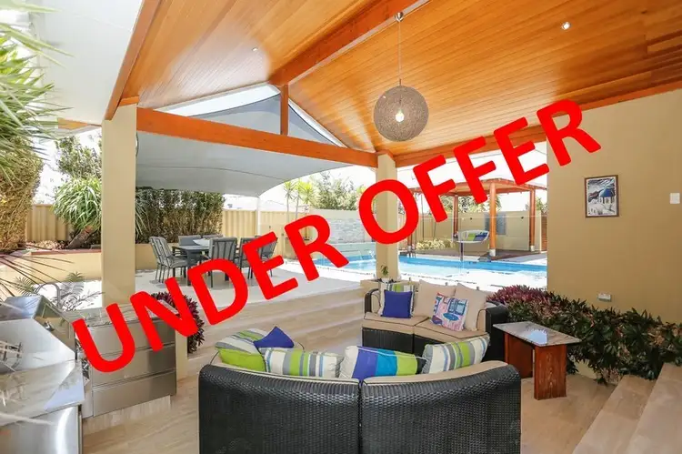 16 Venice Entrance, Iluka WA 6028
