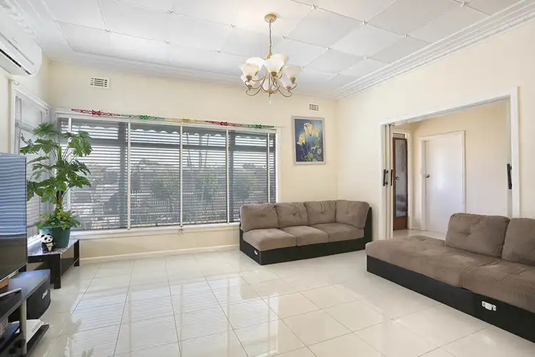 Fourth view of Homely house listing, 2 Doyle Street, Sunshine North VIC 3020