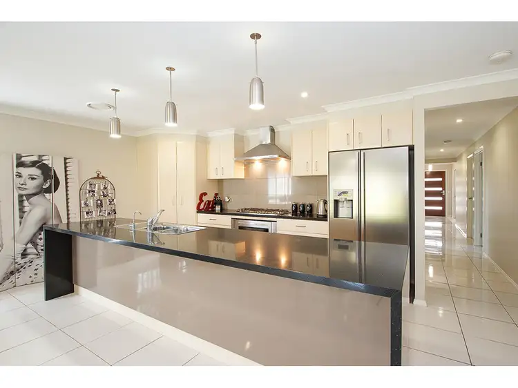 Second view of Homely house listing, 21 Lawson Circuit, Lavington NSW 2641