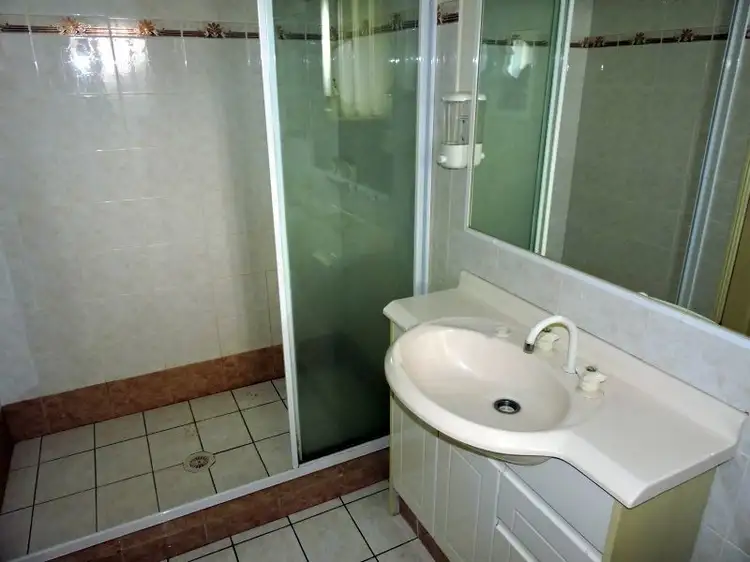 Sixth view of Homely house listing, 1 Royal Court, Ashmore QLD 4214